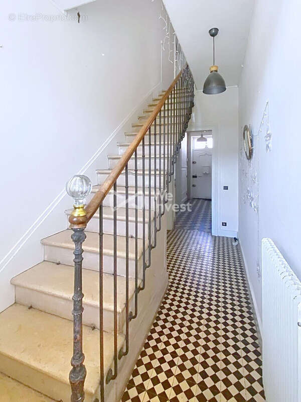 Maison à ENTRAINS-SUR-NOHAIN