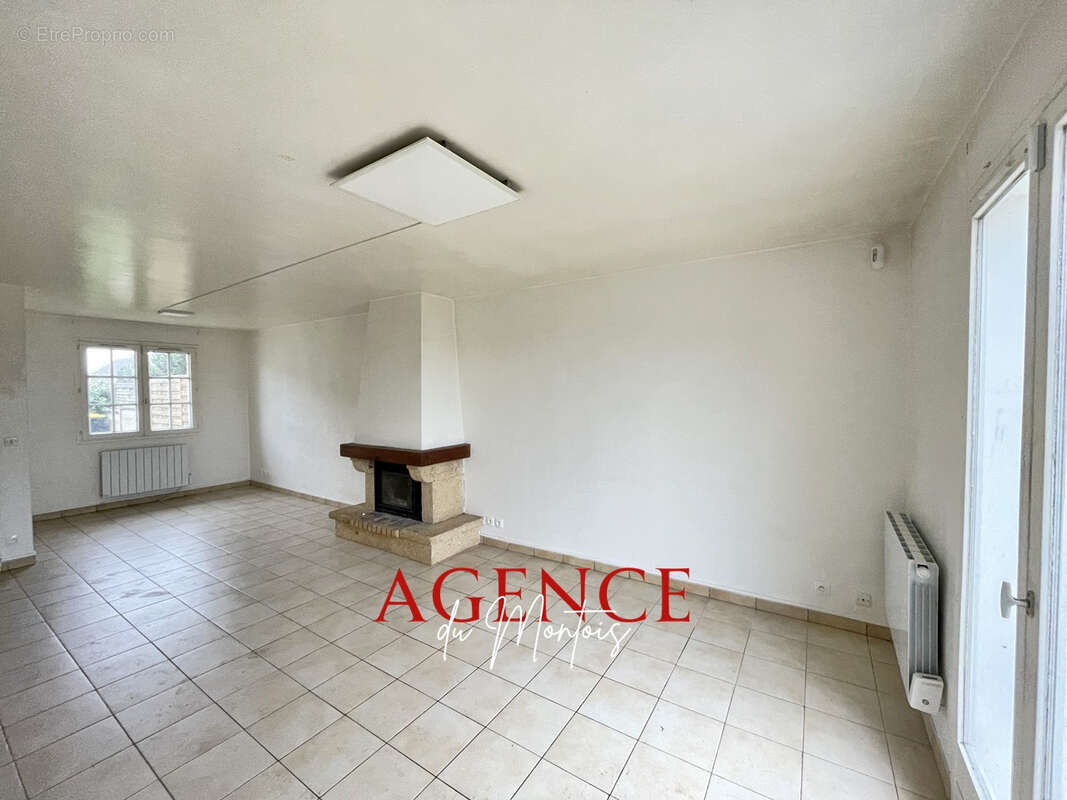 Maison à BRAY-SUR-SEINE