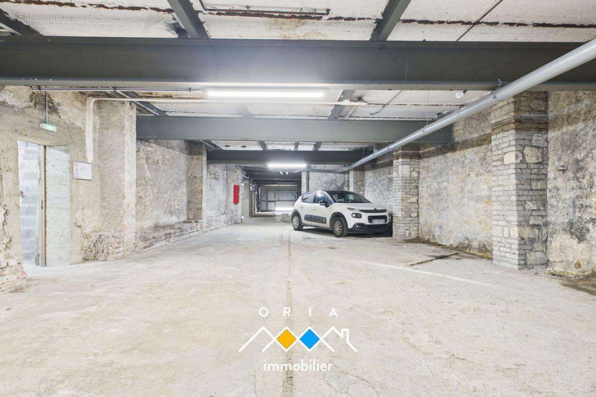 Appartement à JOUY-AUX-ARCHES