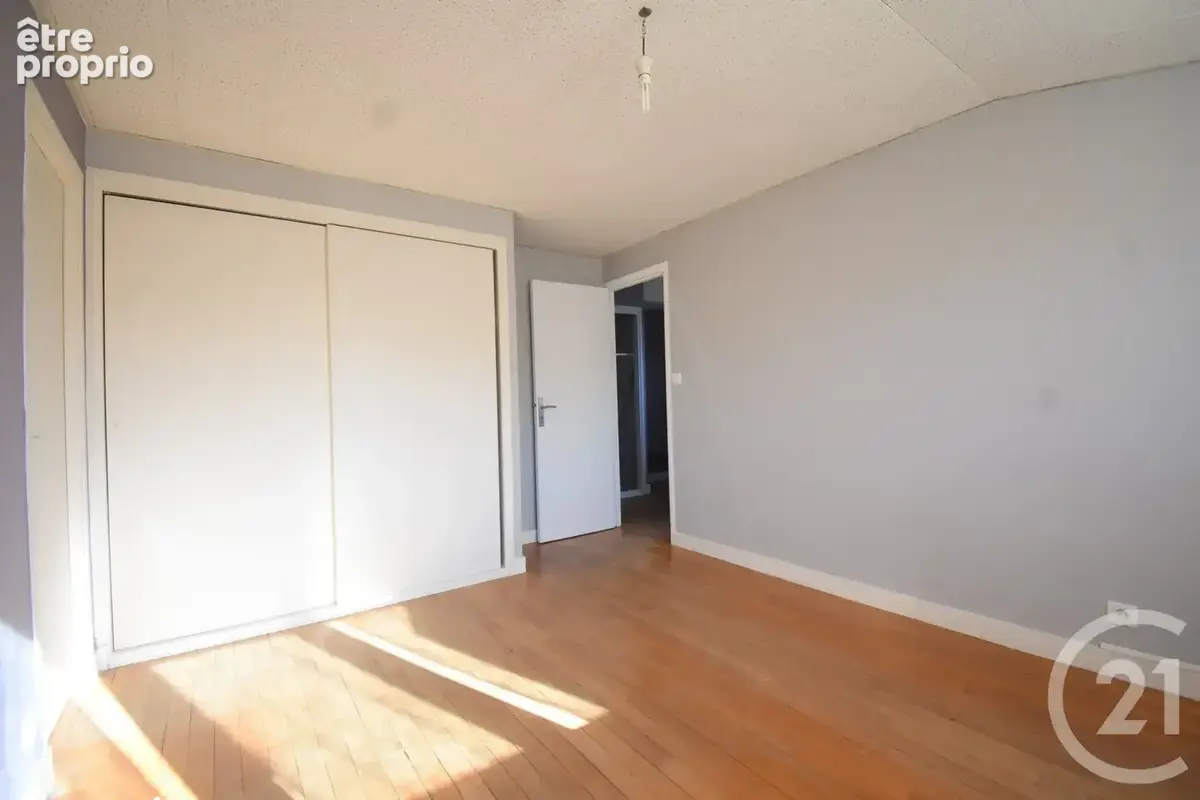 Maison 4 pièces 103 m² à vendre à Abrest (03200) - photo 8