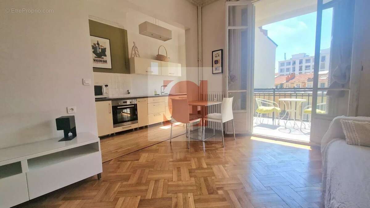 Appartement à NICE