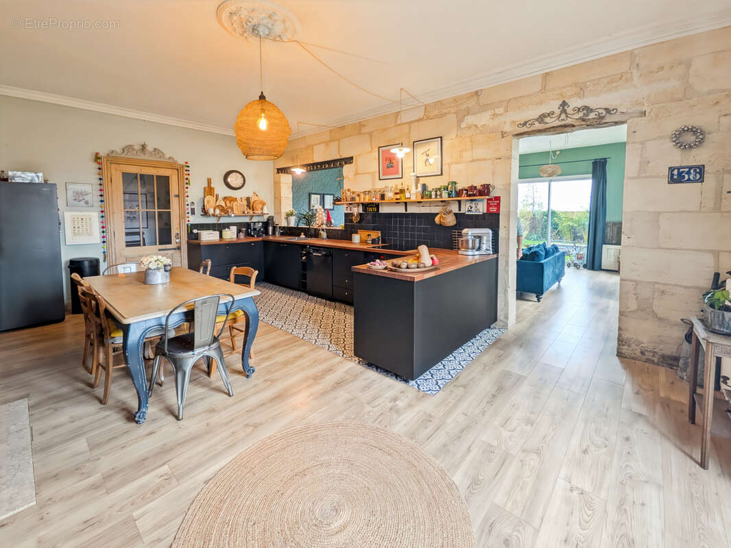 Maison à SAINT-SULPICE-ET-CAMEYRAC