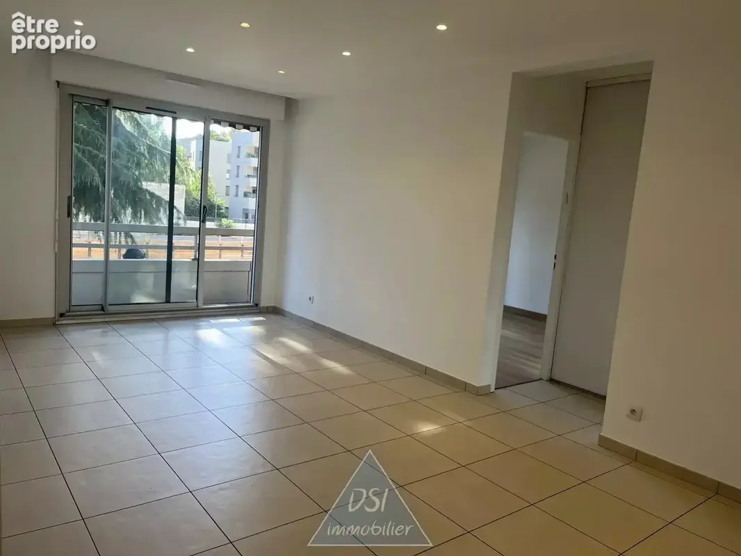 Villeurbanne – secteur zola / gratte-ciel – à visiter sans tarder – superbe t4 traversant de 82 m² – 3 chambres – terrasse/balco - photo 2