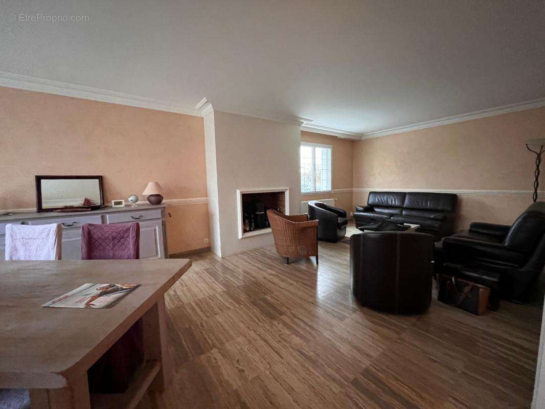 Maison à SAINT-DENIS-EN-VAL