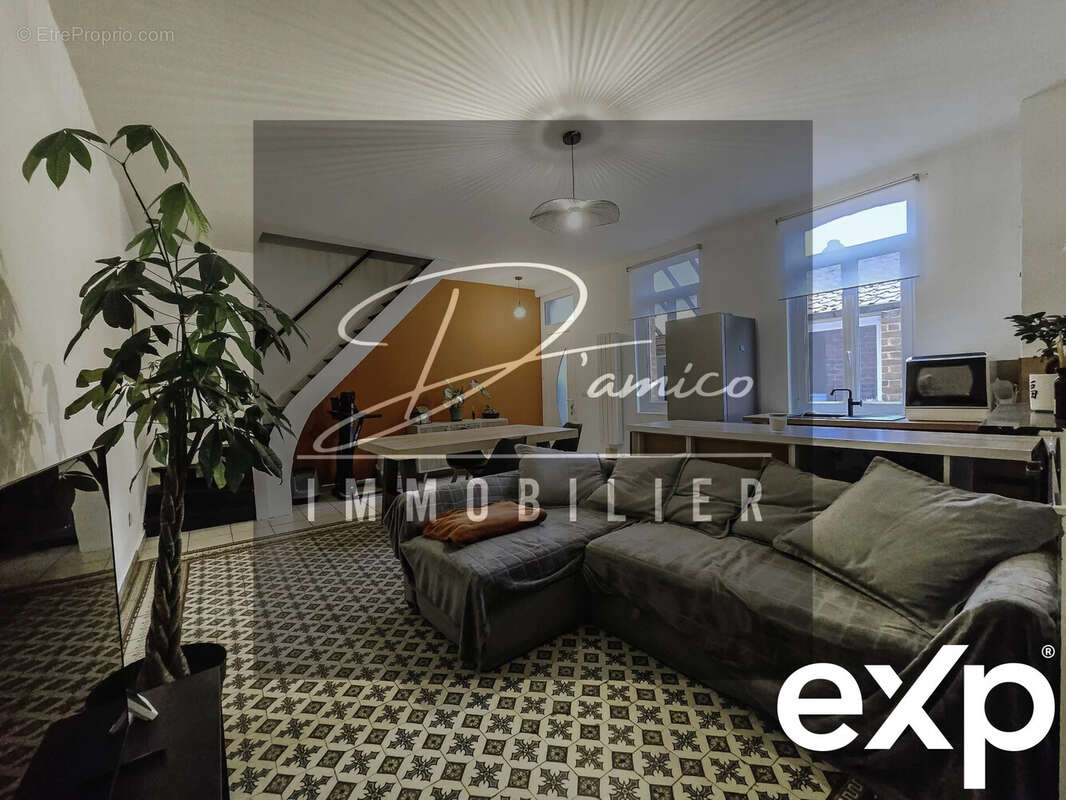 Maison à AVESNES-LE-SEC