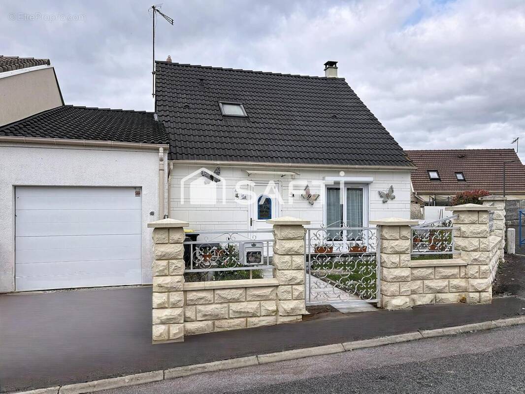Photo 1 - Maison à BURY