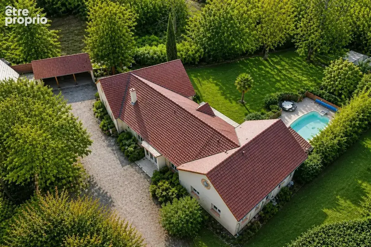 Maison de 9 pièces de 280 m² à Yvoy-le-Marron - photo 18