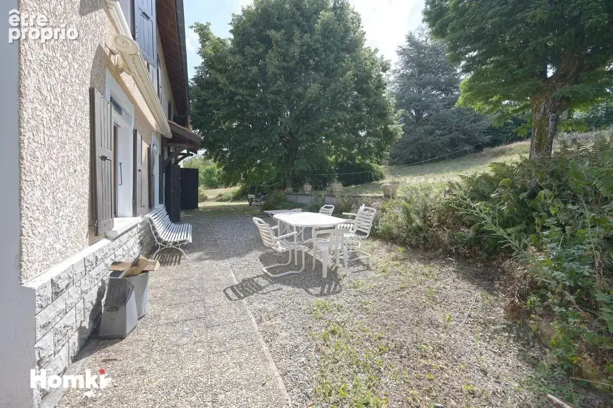 Maison de caractère de 153 m² avec 2 hectares de terrain – Un véritable havre de paix à Chassignieu - photo 2