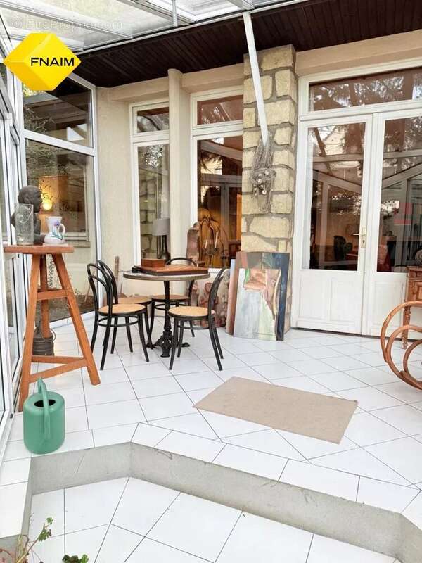 Maison à SAULX-LES-CHARTREUX