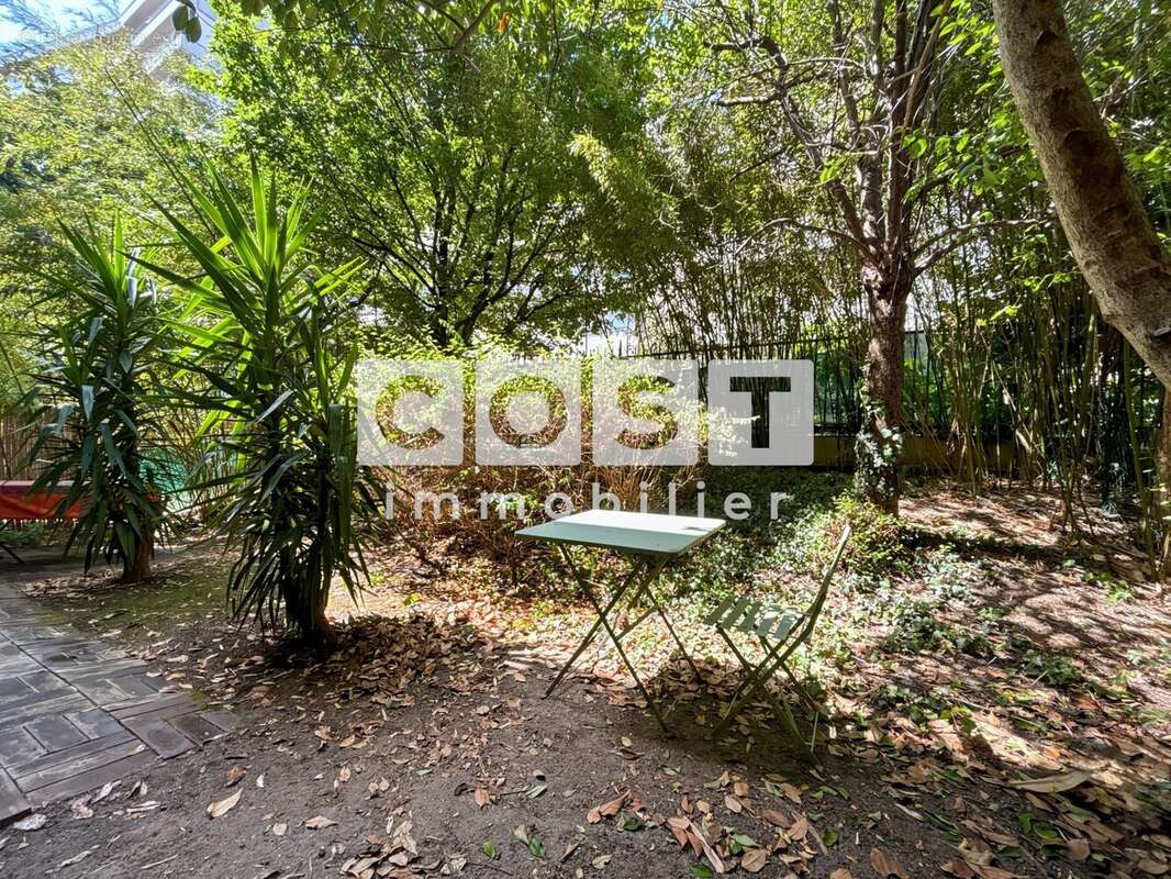 Appartement à COLOMBES