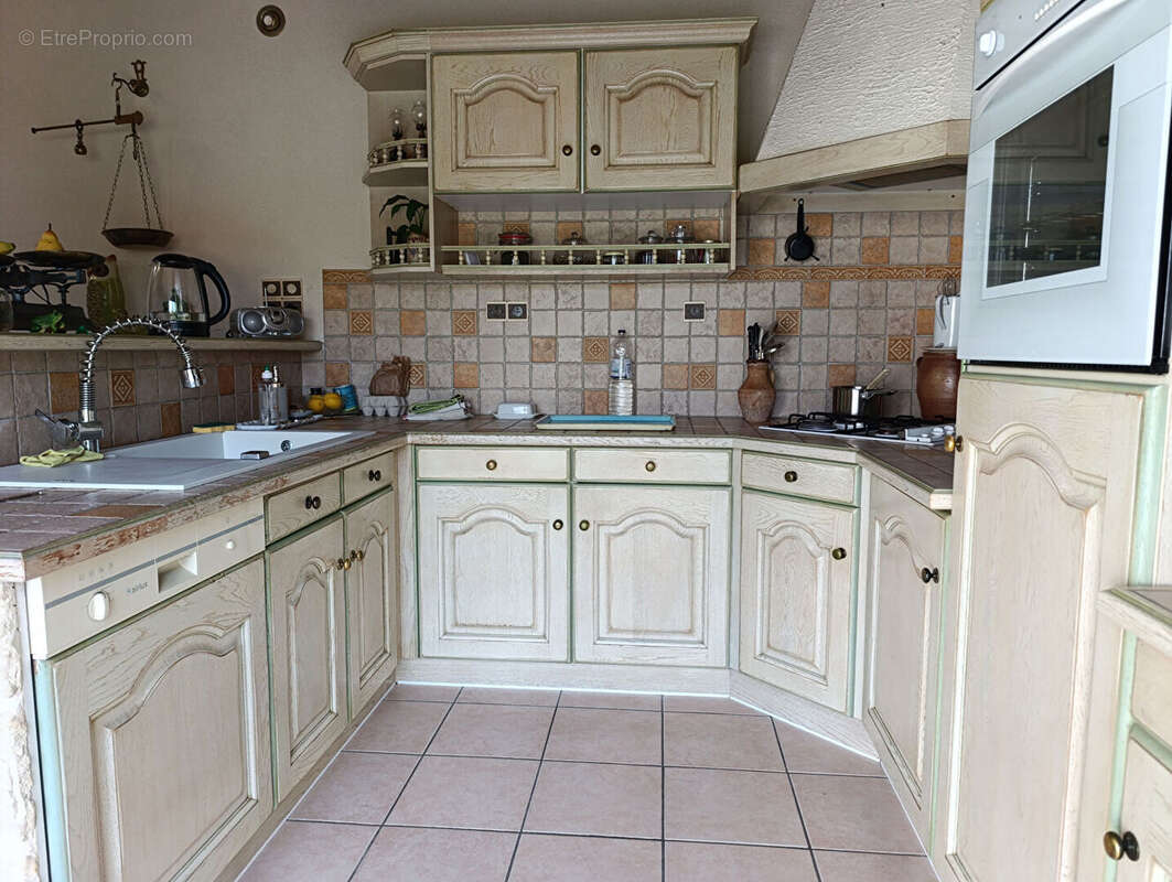 Maison à SAINT-SEBASTIEN-SUR-LOIRE