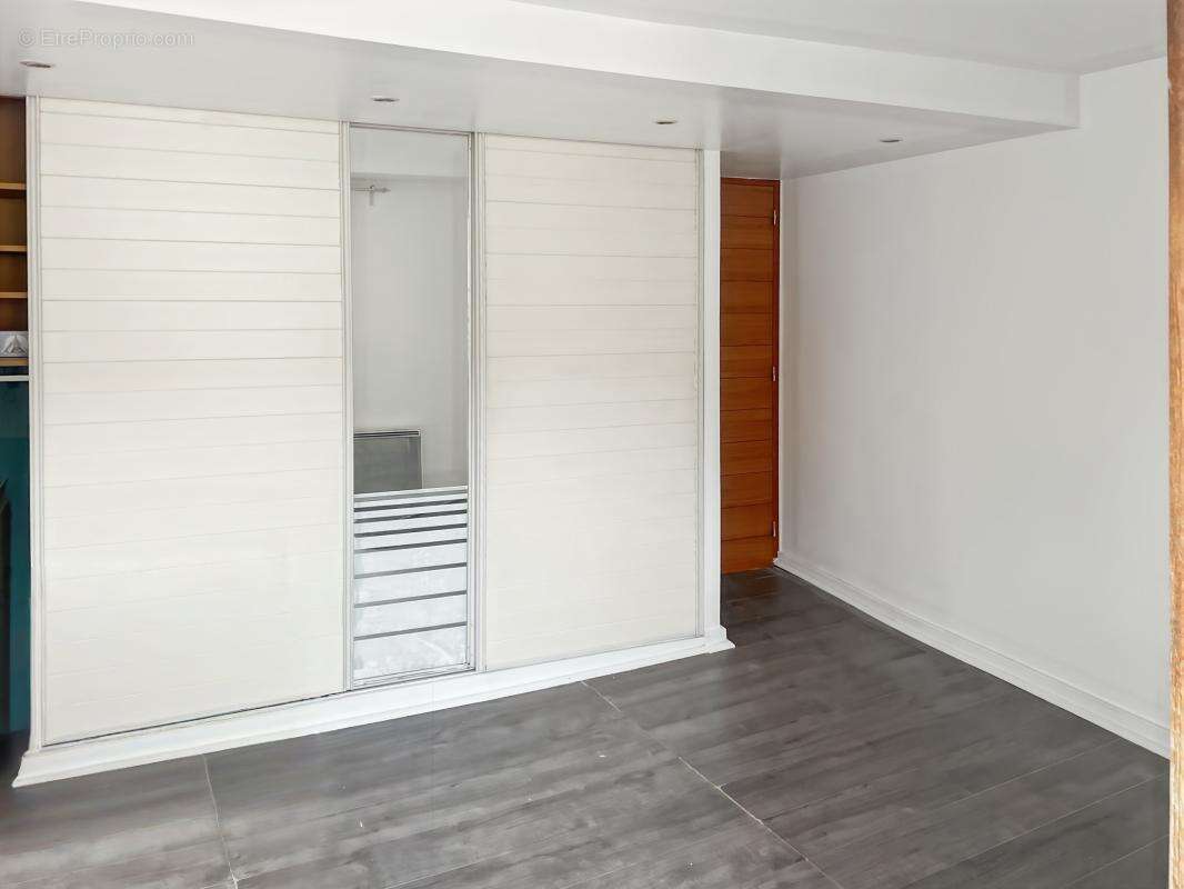 Appartement à COLOMBES
