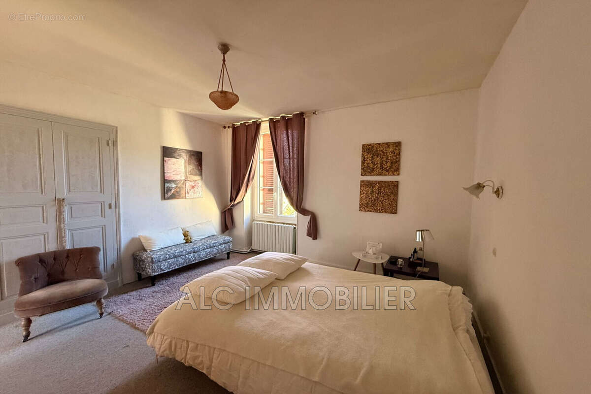 Maison à MAUVES-SUR-HUISNE