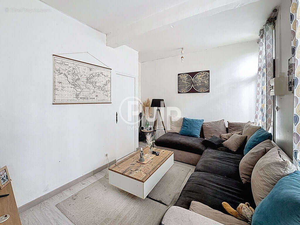 Appartement à CHERIENNES