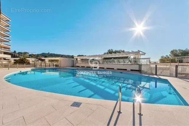 Appartement à LE CANNET