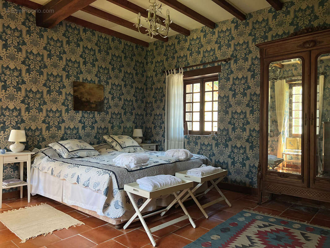 Maison à CASTILLON-LA-BATAILLE