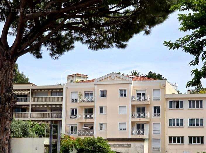 Appartement à LE CANNET