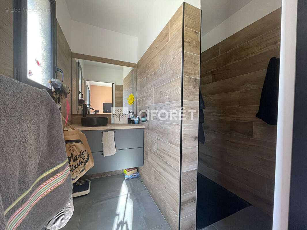 Maison à MONTESQUIEU-DES-ALBERES