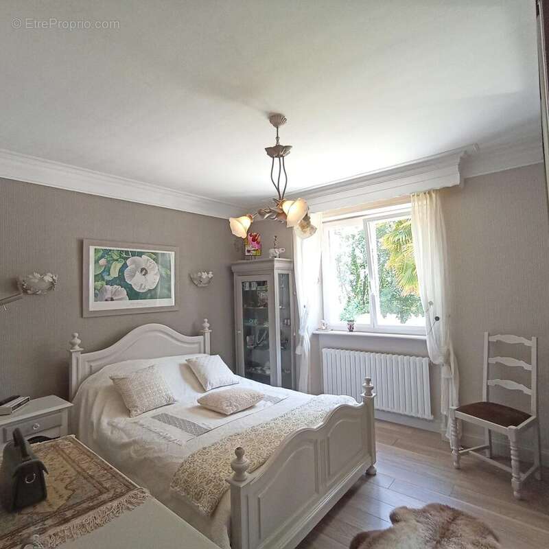 Maison 158 m² à Landivisiau  - photo 7