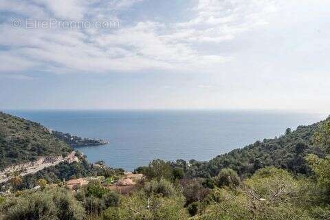 Appartement à EZE