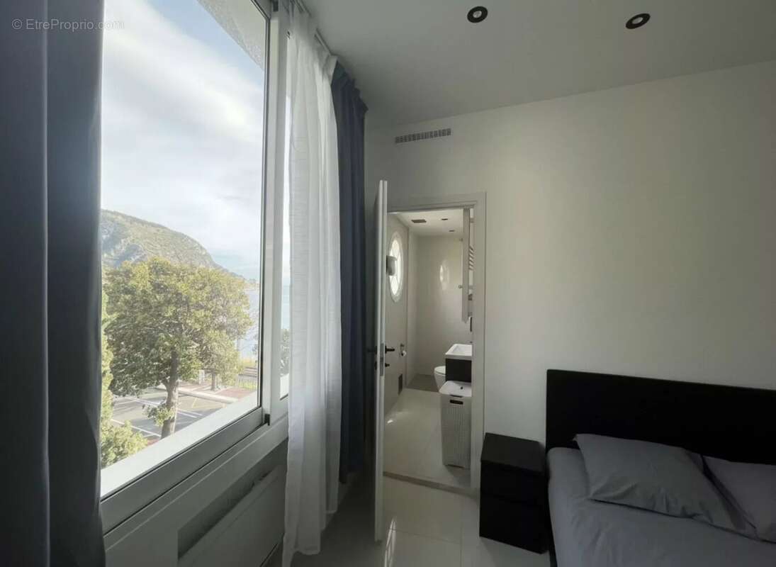 Appartement à EZE