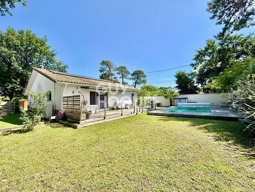 Maison à GUJAN-MESTRAS