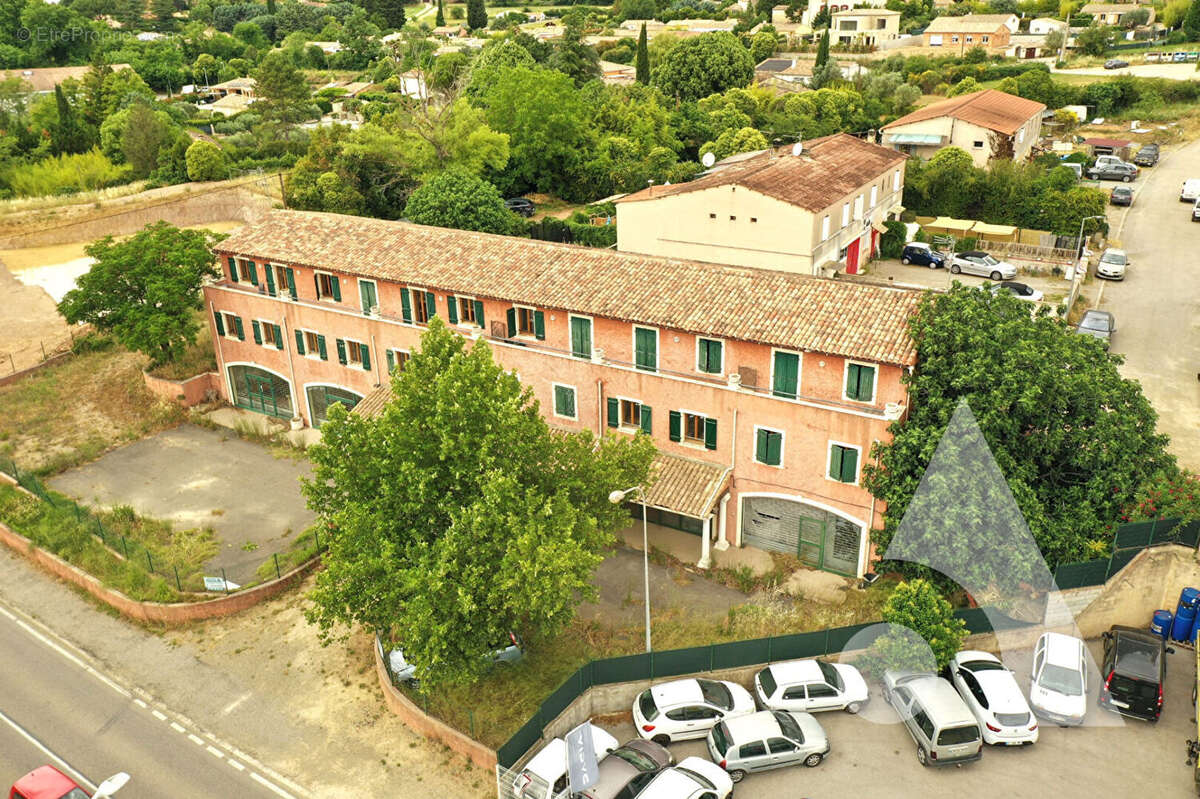 Appartement à SALERNES
