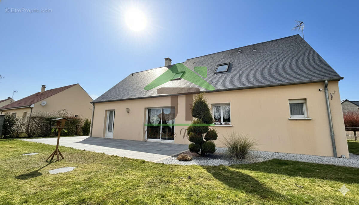 Maison à CHATEAUDUN