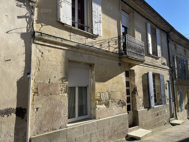 Maison à CASTILLON-LA-BATAILLE