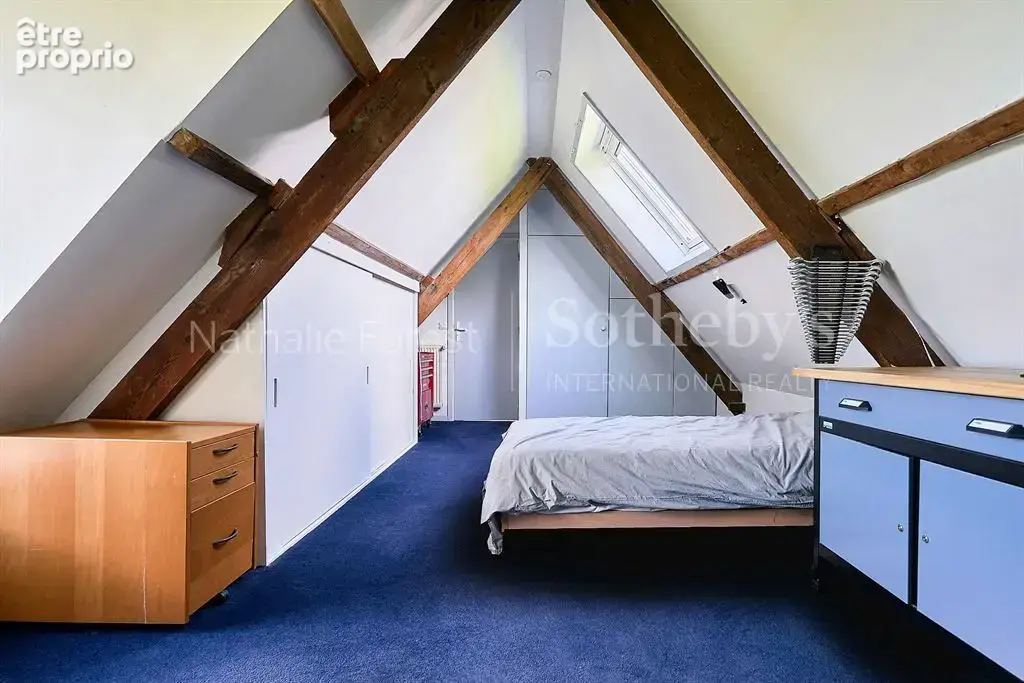 Linselles , charmante ferme au carré sur 2700 m2 de terrain , 6 ch , 5 box , 3 garages - photo 16