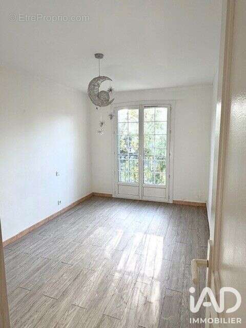 Appartement 48 m² à Saint-Raphael  - photo 8