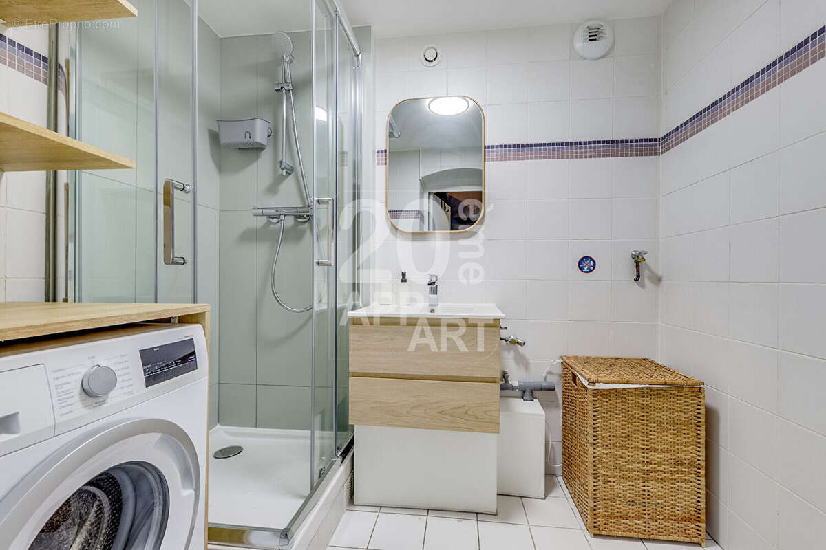 Appartement à PARIS-20E