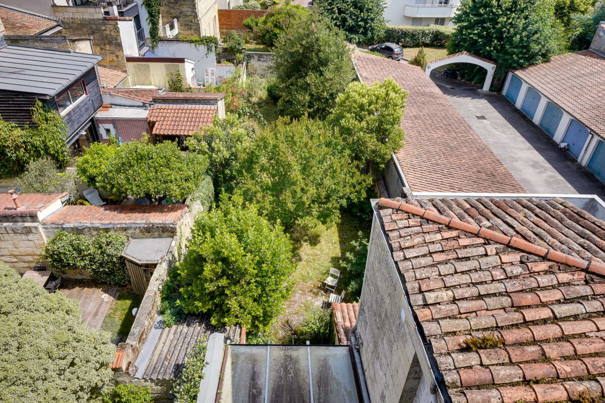 Appartement à BORDEAUX