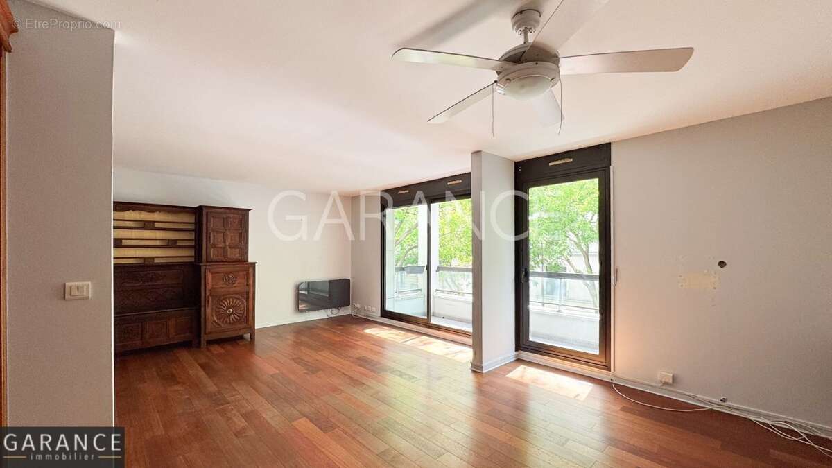Appartement à PARIS-12E