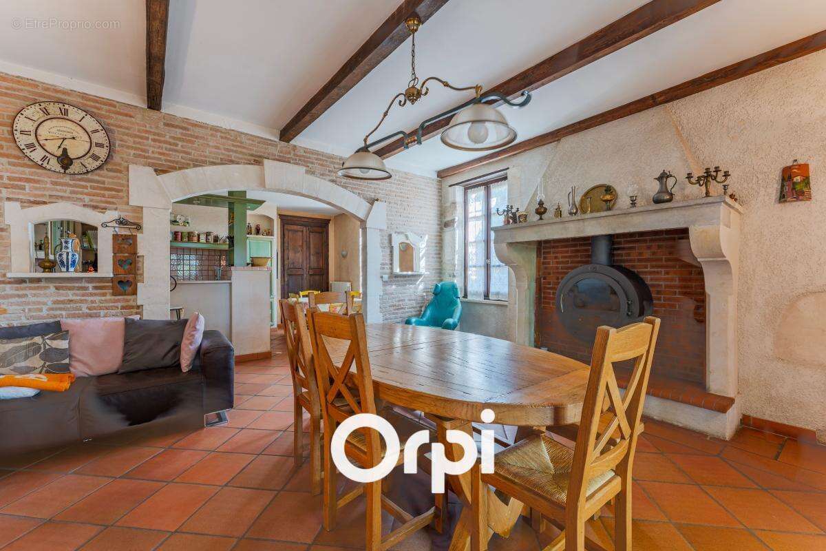 Maison à SAINT-JUST