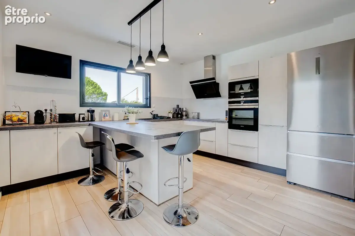 Maison 5 pièces, suite parentale et piscine - photo 4