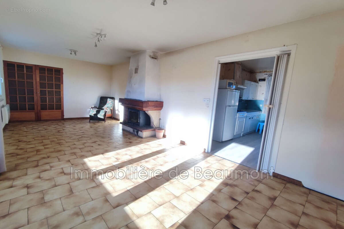 Maison à BEAUMONT-LE-ROGER