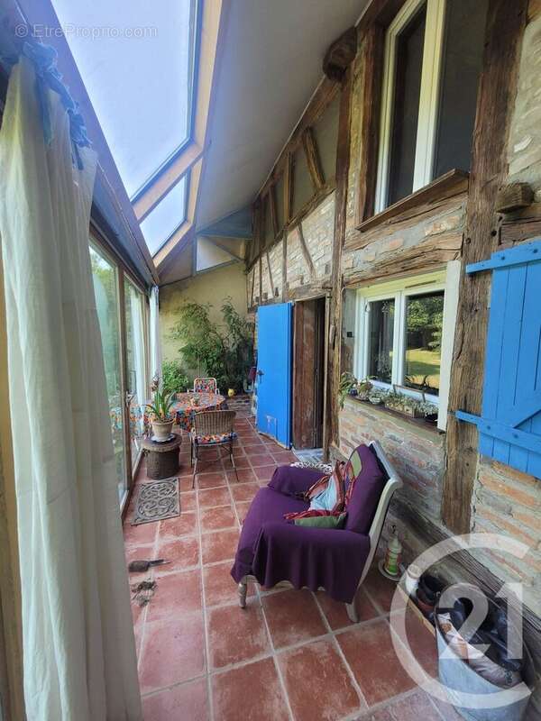 Maison 431 m² à Montpont-En-Bresse  - photo 6