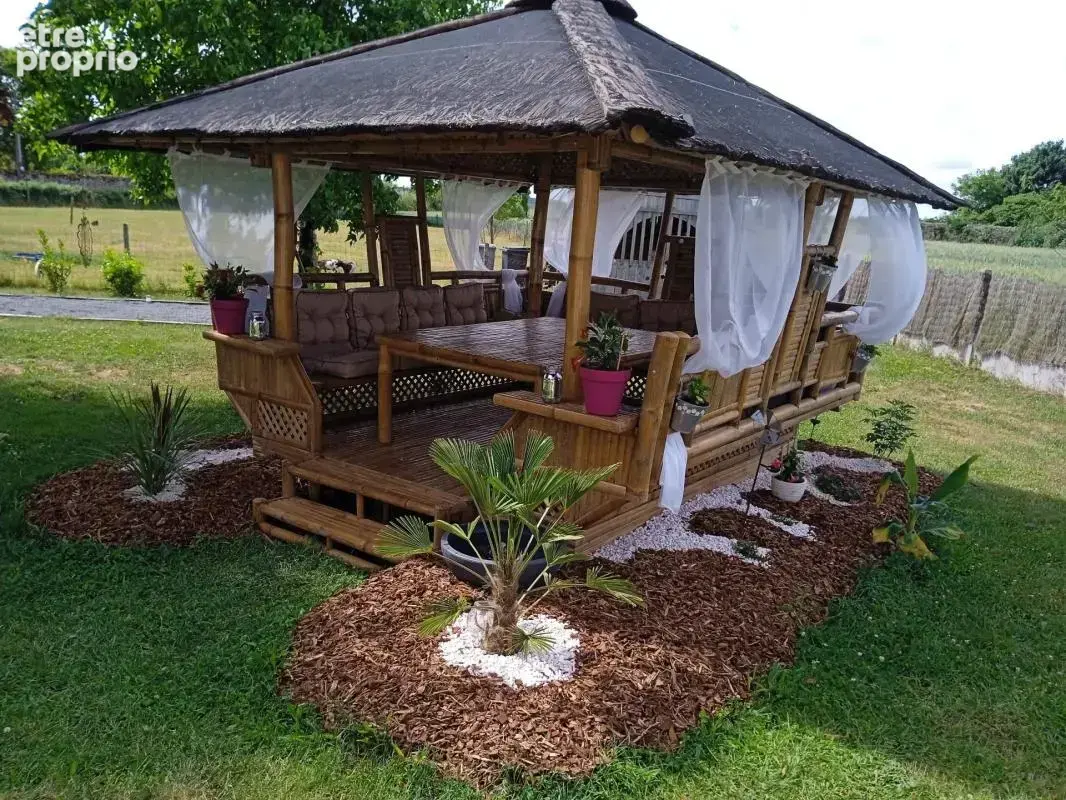 Maison spacieuse sur un terrain de 4548 metre carree dont une partie constructible - photo 4