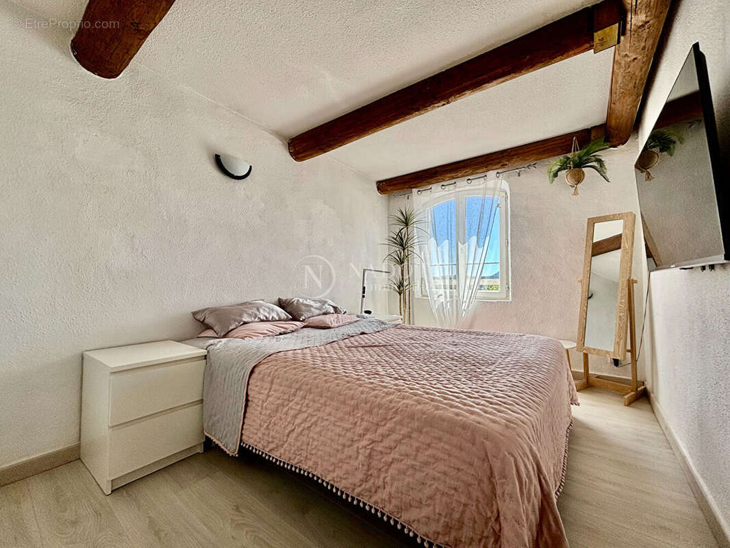 A VENDRE CADENET (84160) Appartement T3 avec stationnement et cave - photo 4