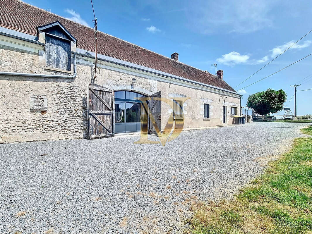 Maison à BLERE
