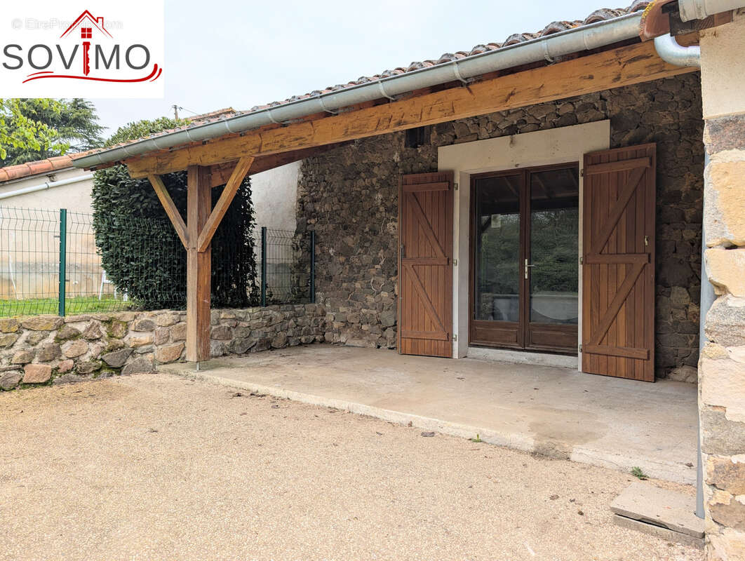 Maison à AVAILLES-LIMOUZINE