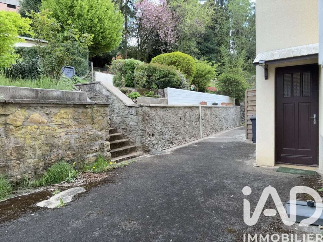 Photo 9 - Appartement à ALGRANGE