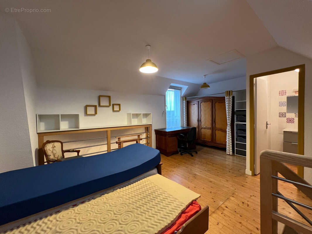 Maison à SAINT-JACUT-DE-LA-MER