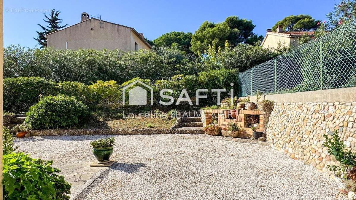 Photo 2 - Maison à HYERES