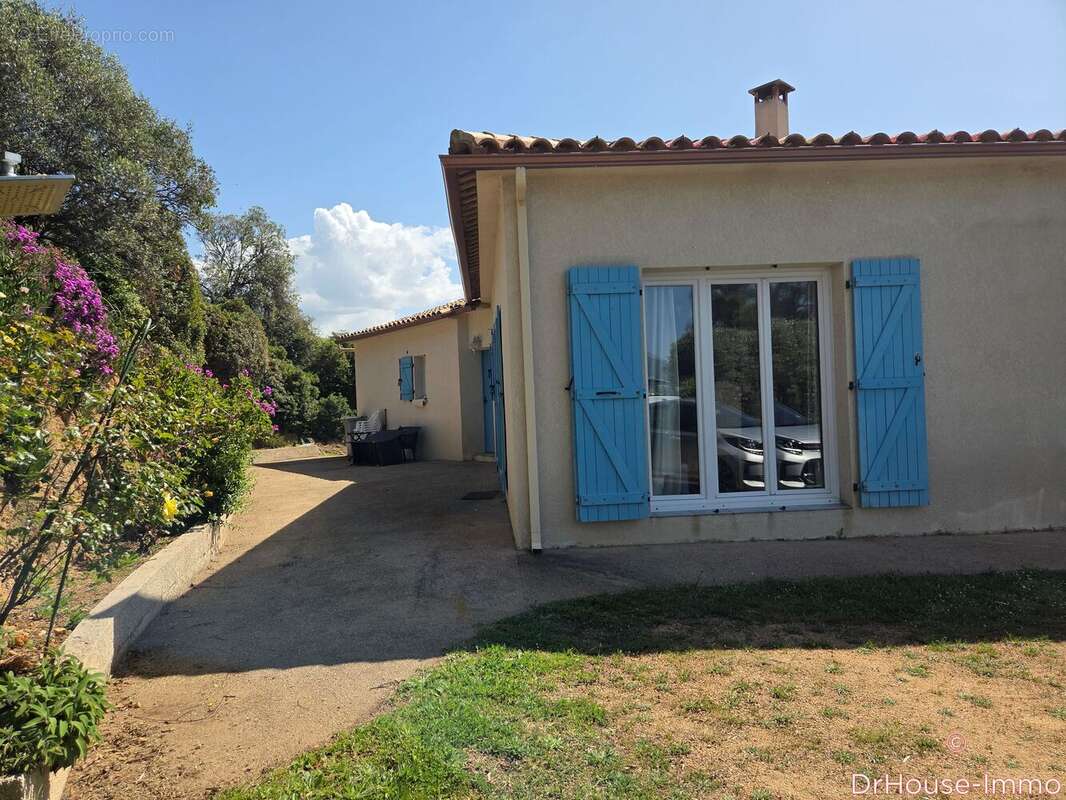 Maison 116 m² à Afa  - photo 29