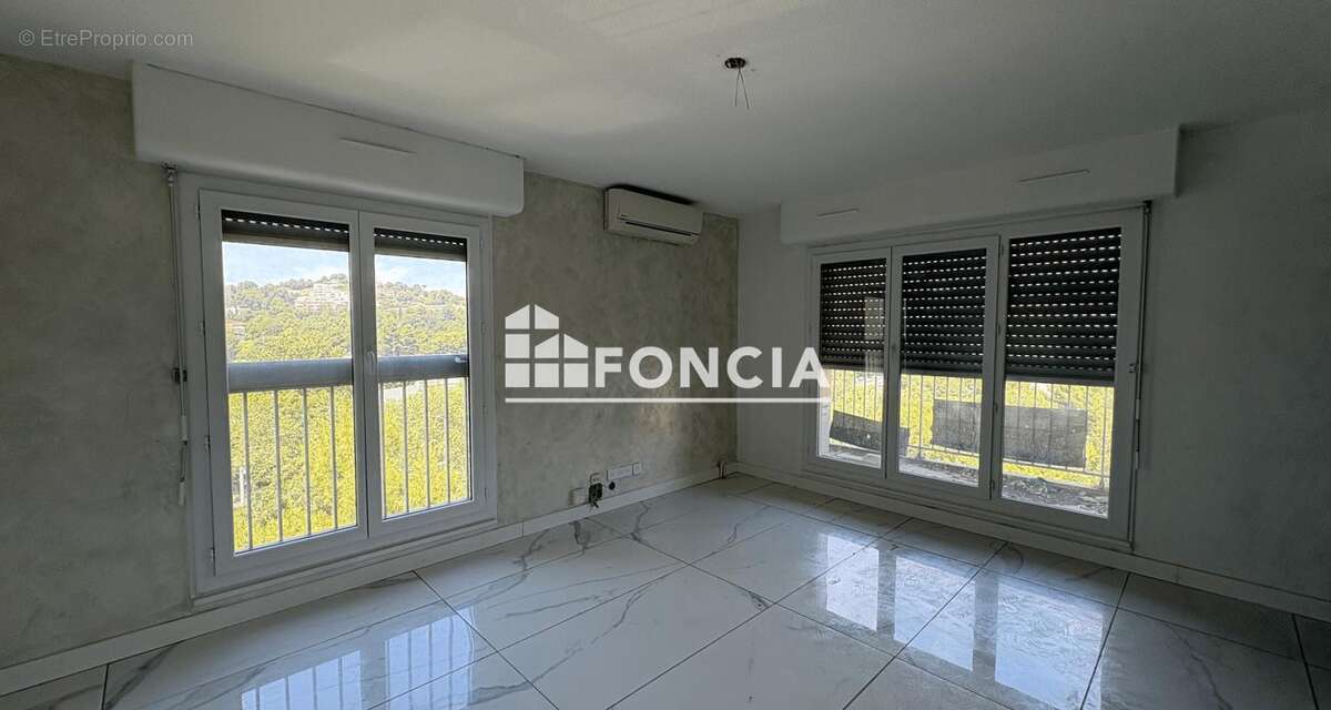 Appartement à MARSEILLE-11E