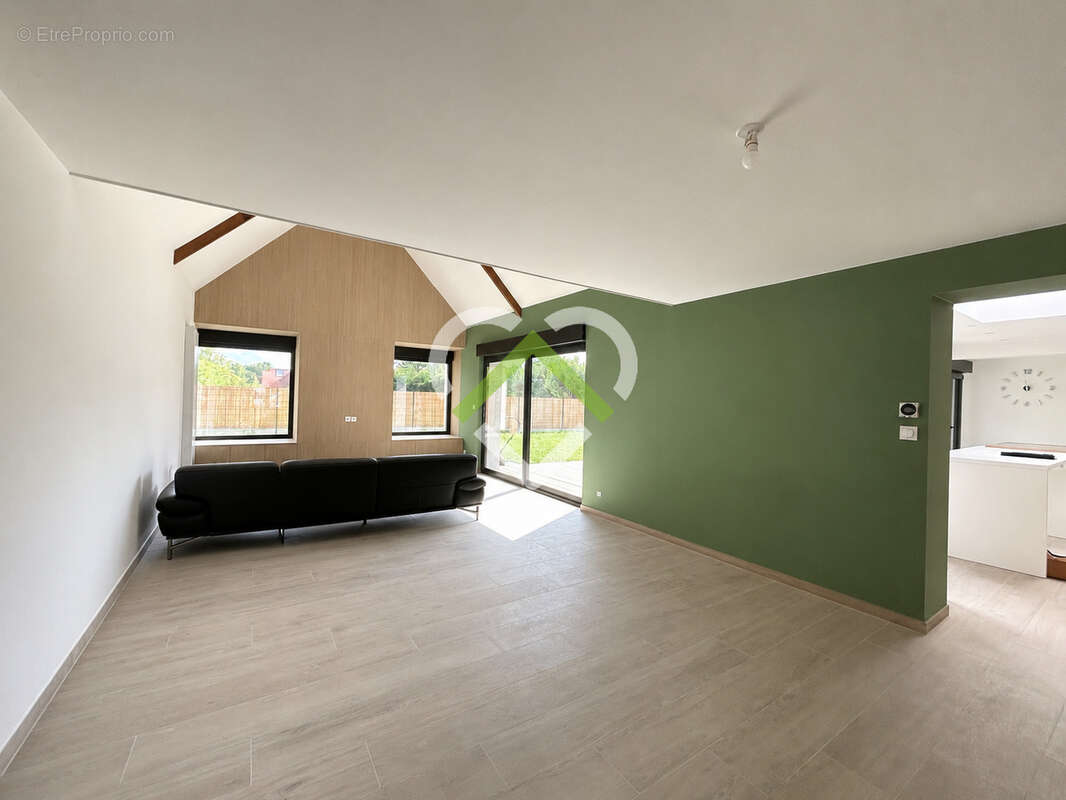 Superbe maison familiale entièrement rénovée au coeur du village prisé de VERLINGHEM - photo 5