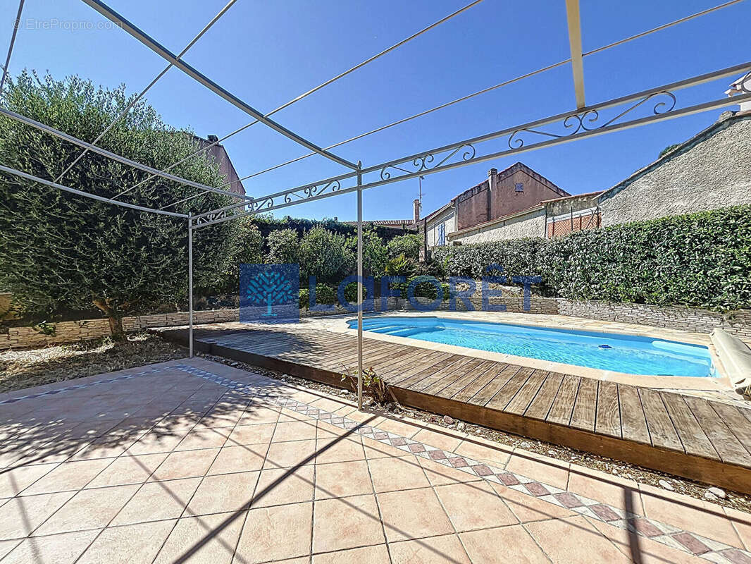 Maison à SIX-FOURS-LES-PLAGES