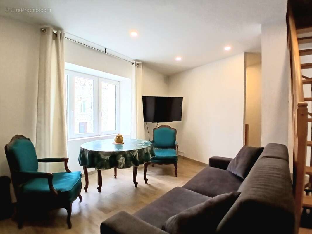 Maison à CAUNES-MINERVOIS